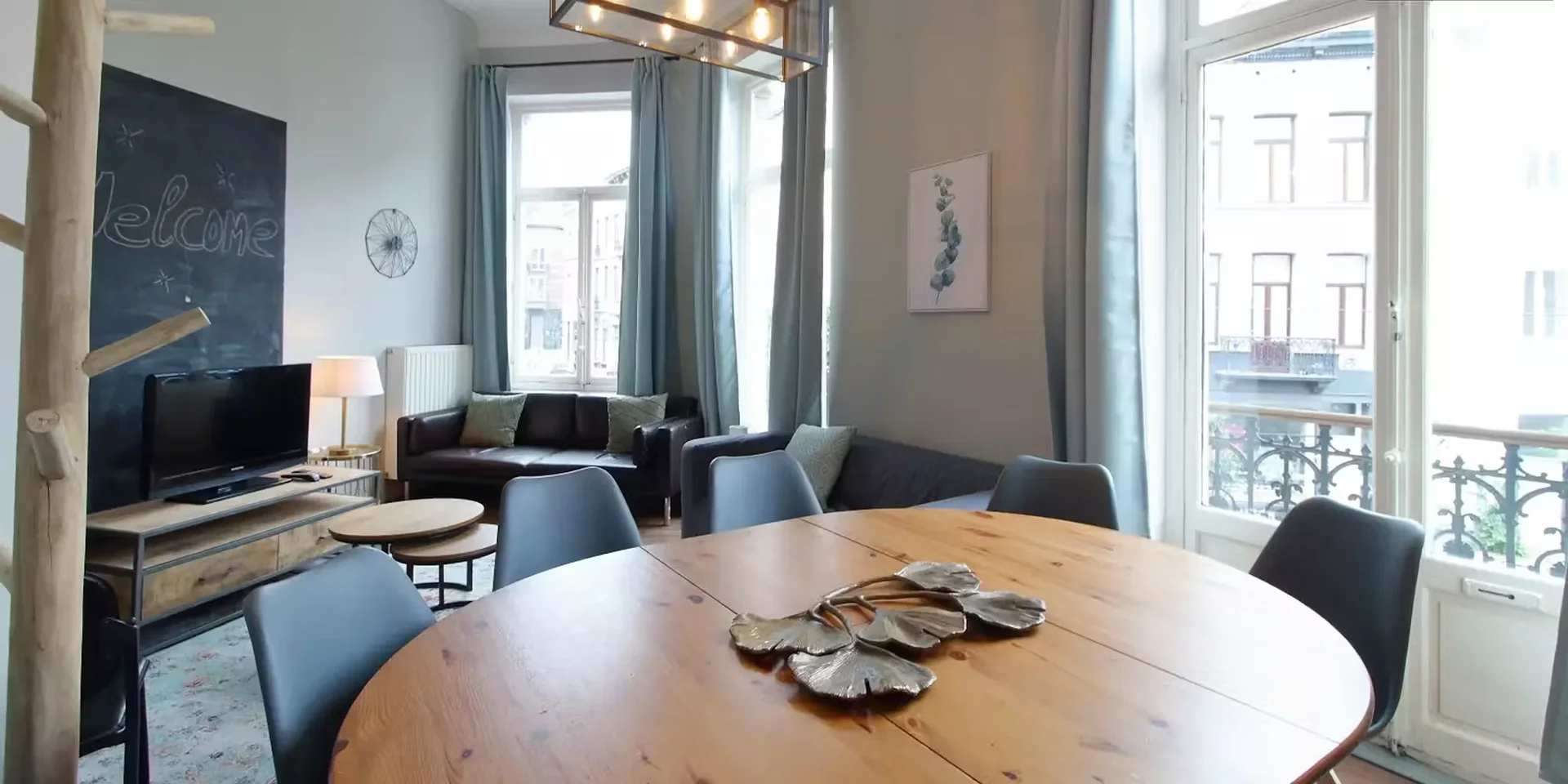 Habitación para estudiantes en  con área de estudio y facilidades compartidas
