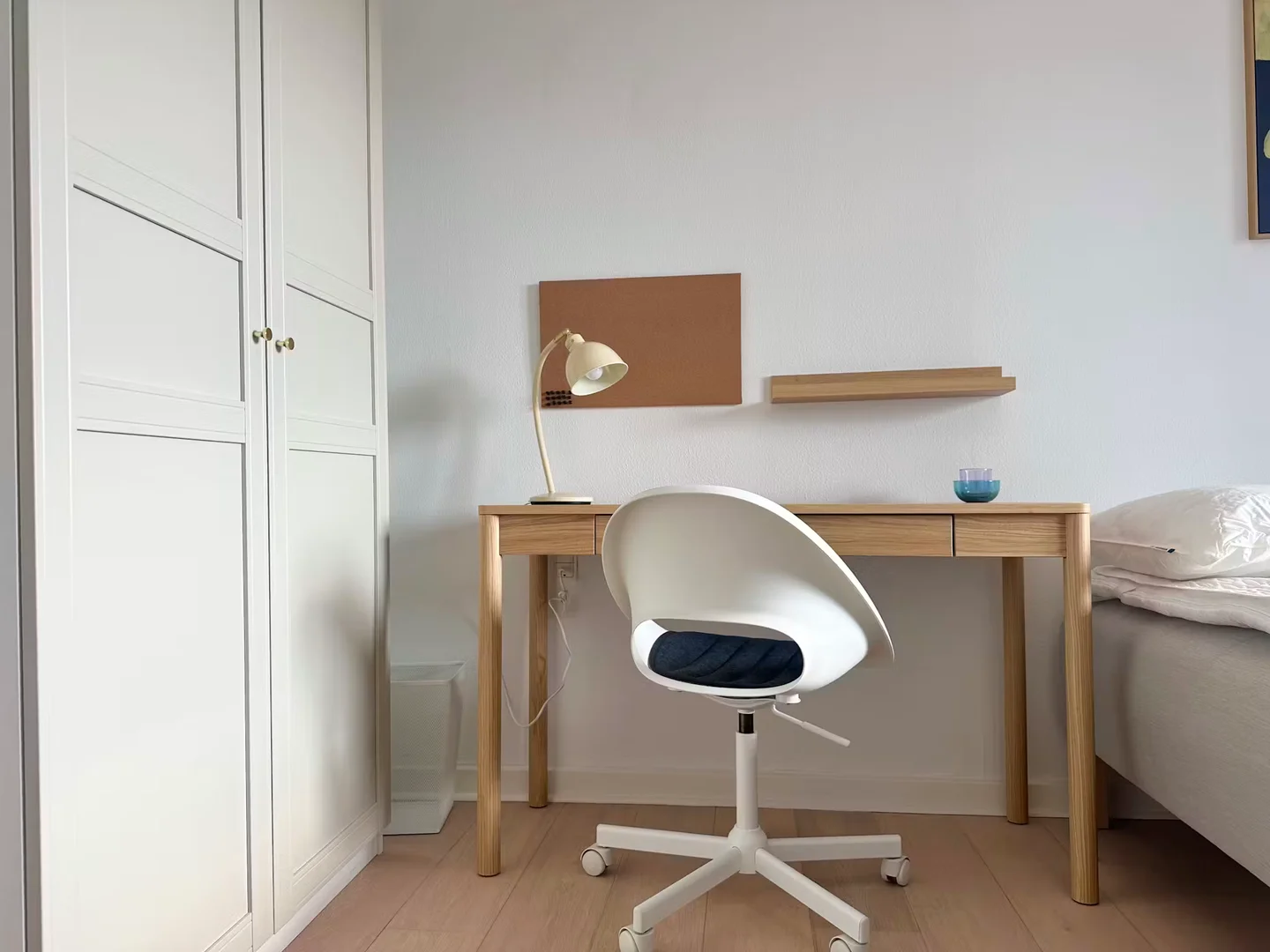 Budget-friendly student room close to campus in 