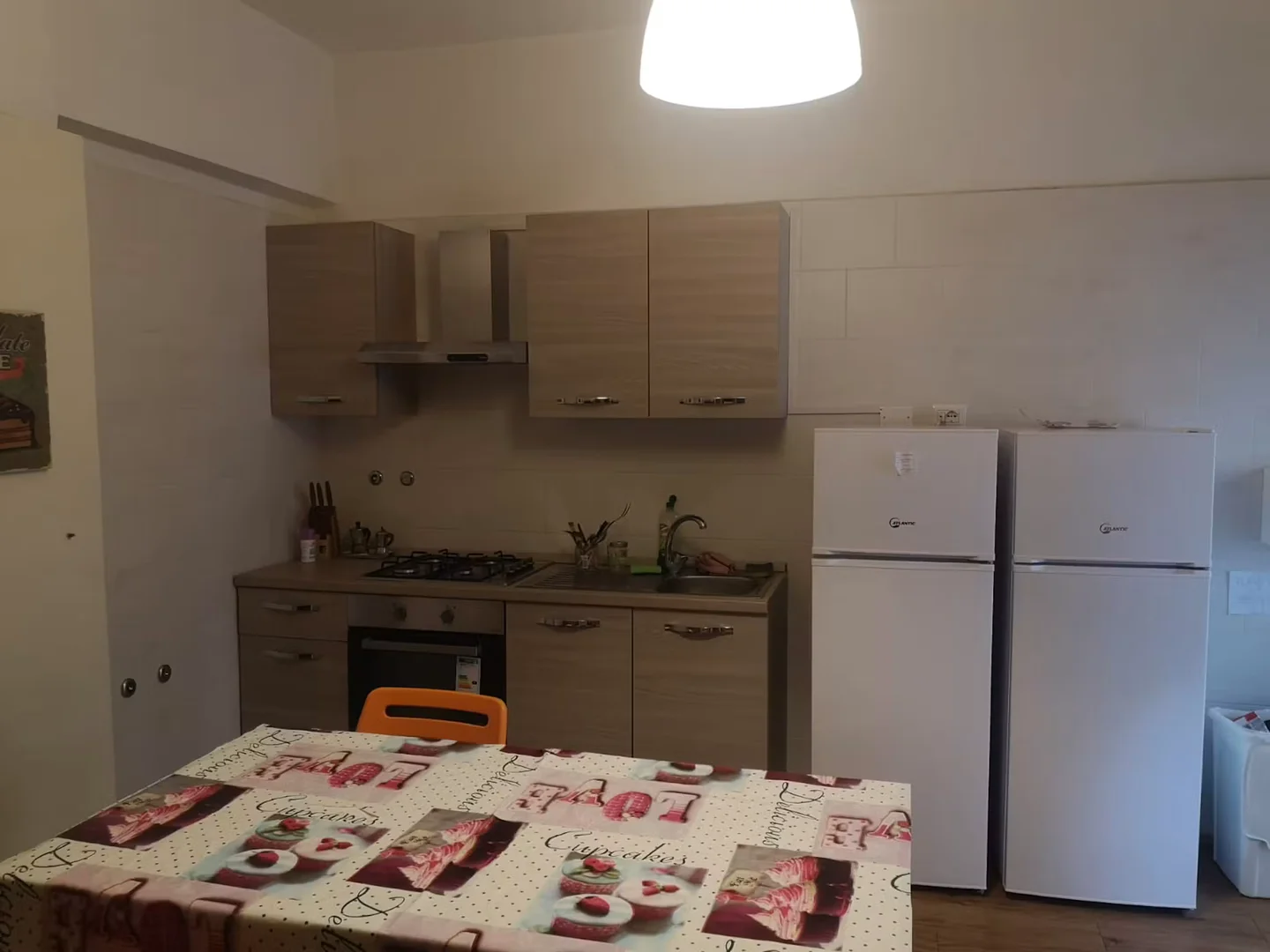Quarto acolhedor para estudantes disponível em 