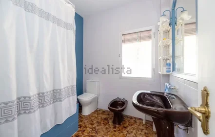 Private room at Calle Aruba, Puerto de la Torre, image 3 of 10
