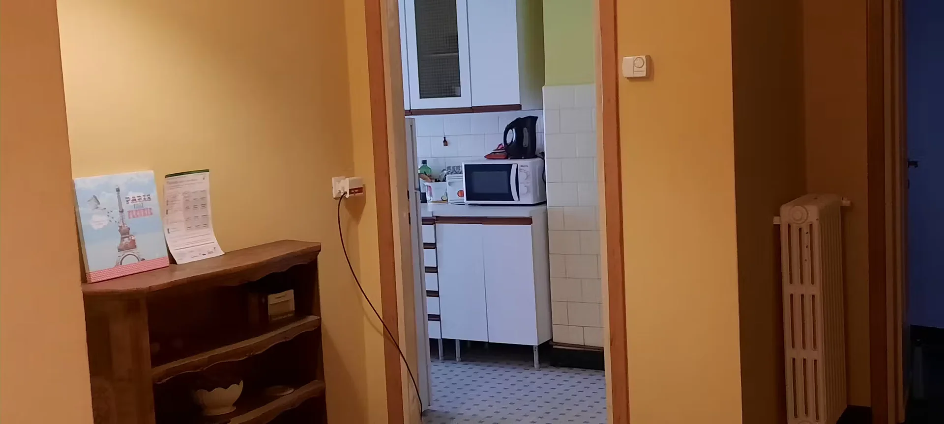 Habitación estudiantil económica con ubicación conveniente en