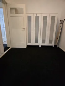 Apartamento inteiro em Scheveningsestraat, Noord, imagem 5 de 10
