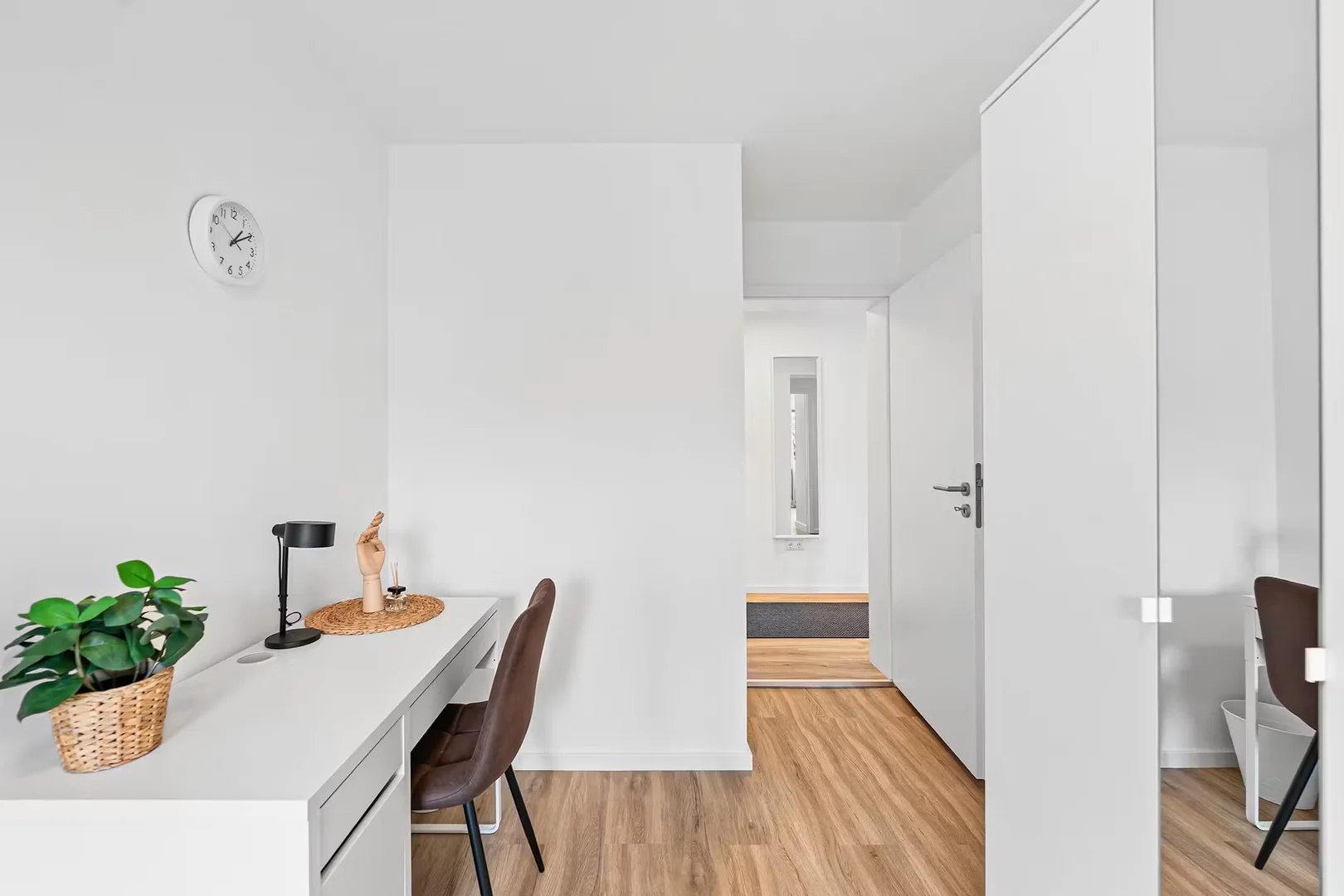 Budget-friendly student room close to campus in