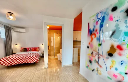 Entire apartment at Calle Olmo, els Gira-Sols, image 1 of 10