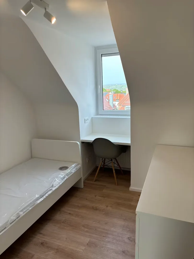 Chambre à louer dans un appartement d'étudiant à , entièrement meublée