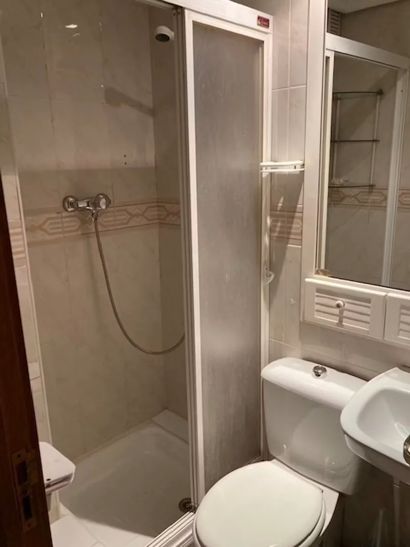 Habitación para estudiantes en  con modernas comodidades