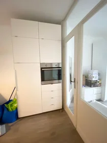 Logement entier à Noorderhavenkade, Noord, image 7 de 9