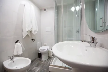 Logement entier à Via Gisira, Centro-San Cristoforo, image 8 de 9