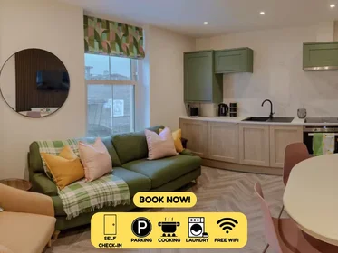 Entire apartment at Buckwell Street 18, image 13 of 14