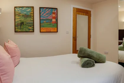 Entire apartment at Buckwell Street 18, image 9 of 14