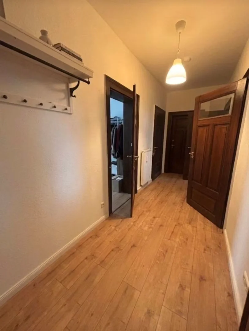 Quarto para alugar em apartamento de estudantes em , totalmente mobilado