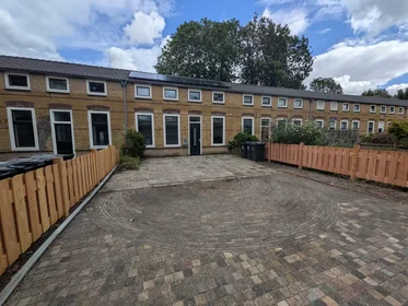 Logement entier à Benedenrijweg, IJsselmonde, image 1 de 10