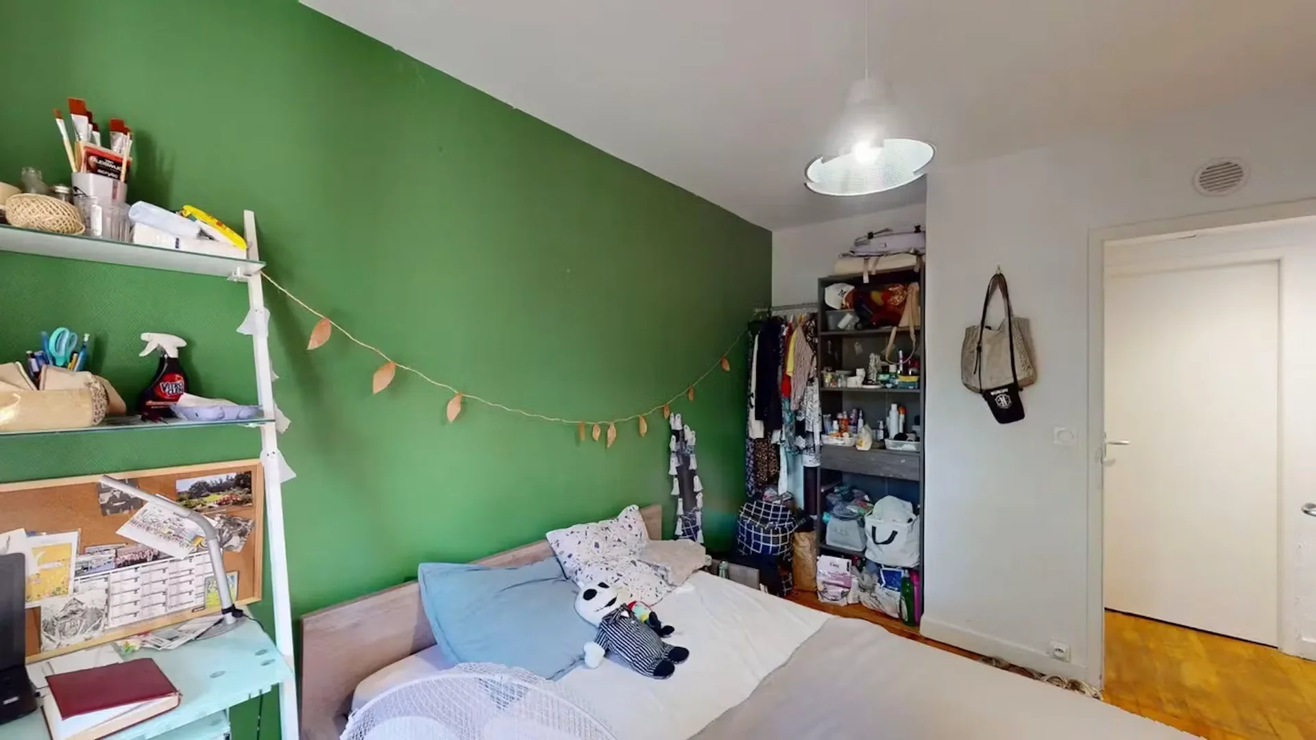 Komfortables und geräumiges Studentenzimmer in
