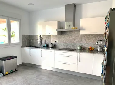 Dairenin tamamı konumu Avenida del Moro, 10 10 görüntüsü
