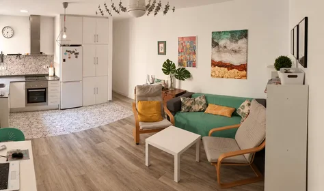 Appartamento intero in Carrer de l'Amistat, Algirós, immagine 1 di 7