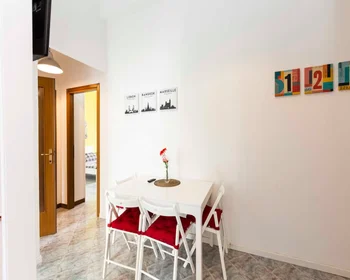 Chambre privée à Via Paolo Bassi, Isola, image 9 de 10