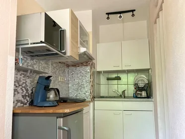 Entire apartment at Savignystraße, Stadtbezirke III, image 9 of 10