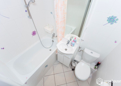 Stanza privata in Chłodna 11, immagine 1 di 9