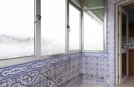 Quarto privado em Rua de Costa Cabral, imagem 12 de 30