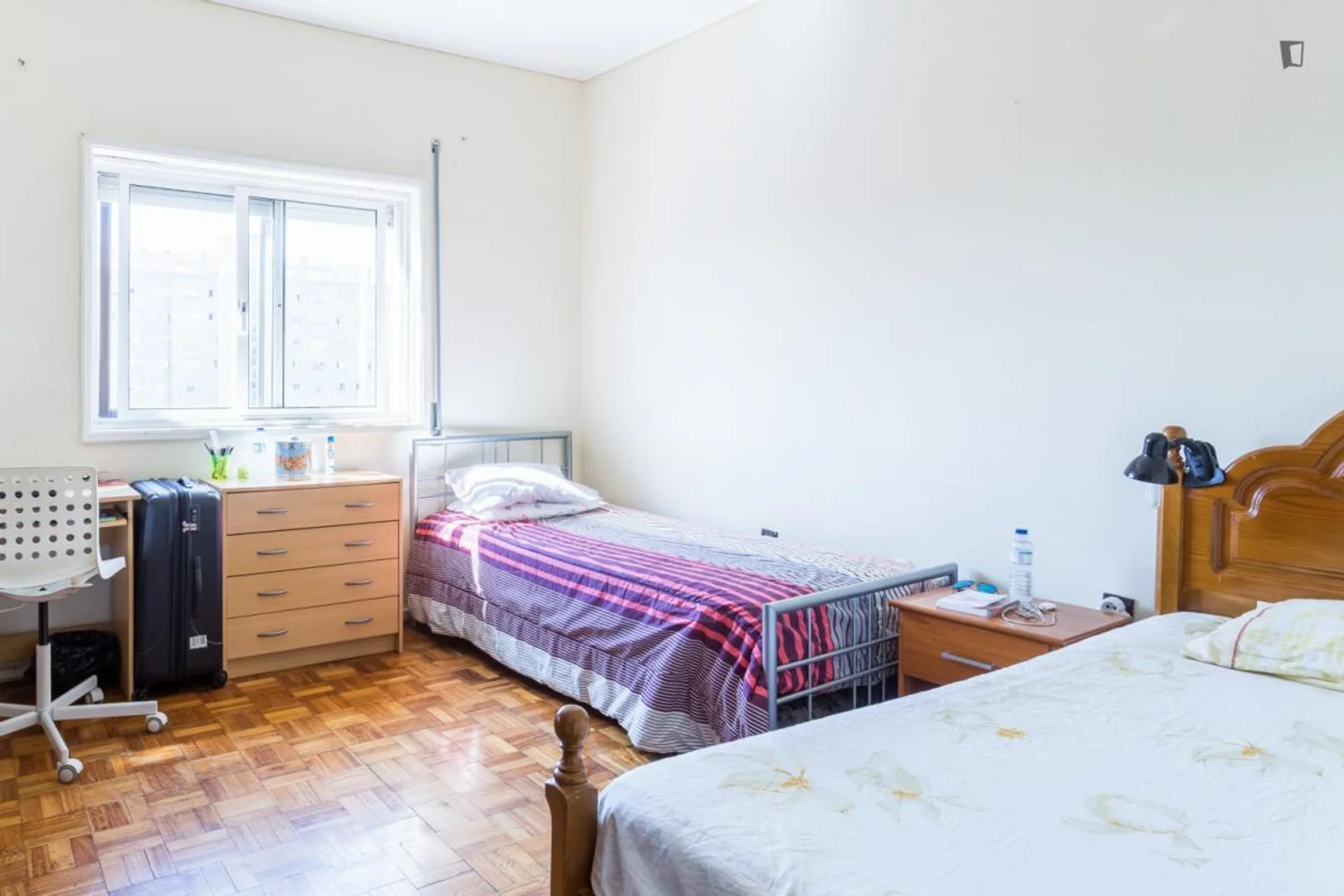 Student-friendly room in  with modern amenities