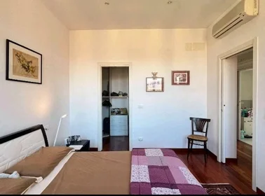 Entire apartment at Calle dei Frati, Giudecca, image 6 of 10