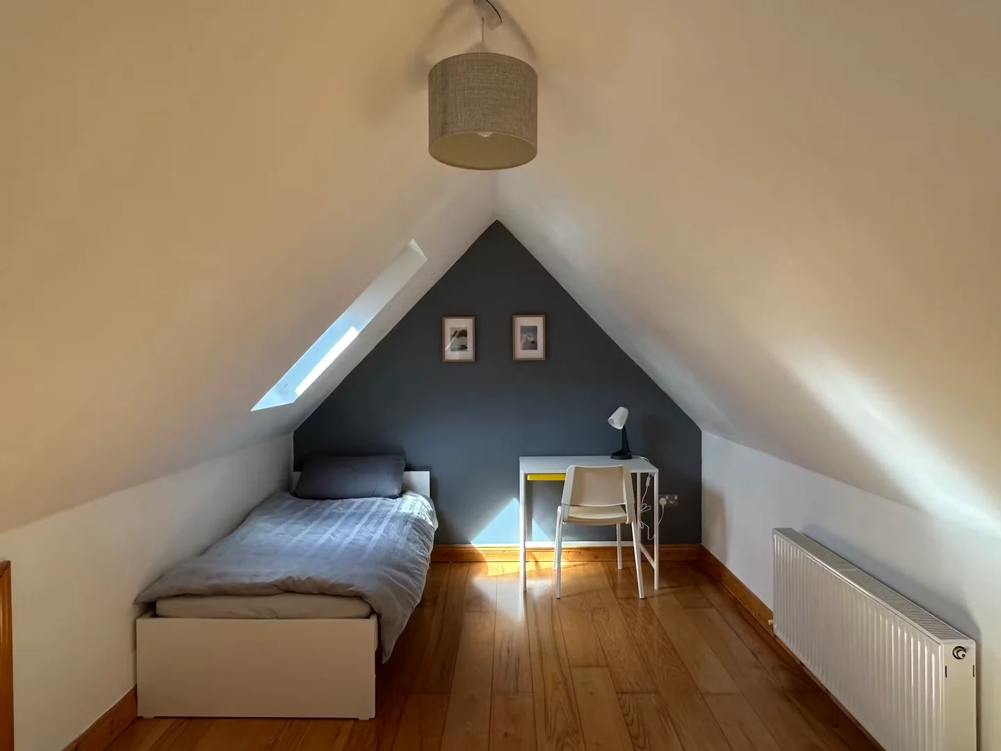 Chambre d'étudiant confortable et spacieuse dans 