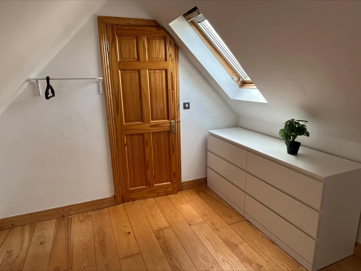 Chambre d'étudiant confortable et spacieuse dans 