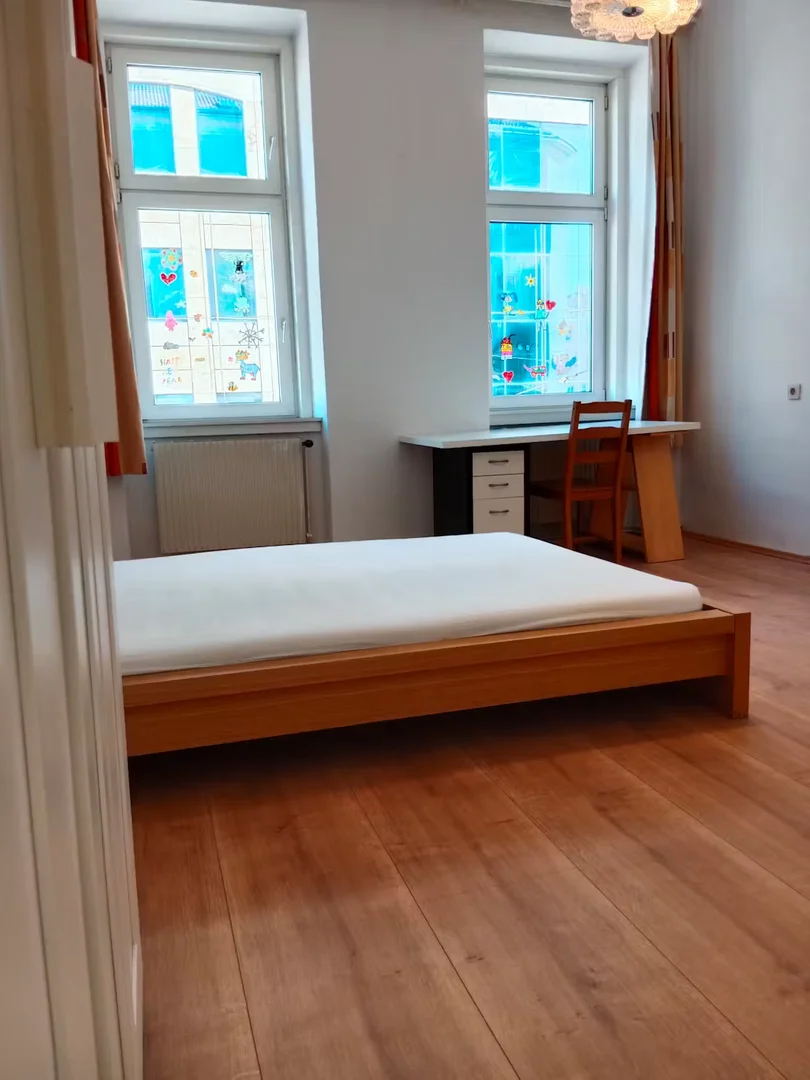 Öğrenciler için rahat oda  bölgesinde mevcut
