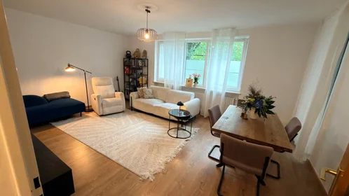 Entire apartment at Virgilstraße, Berg am Laim, image 3 of 10