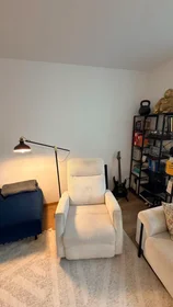 Entire apartment at Virgilstraße, Berg am Laim, image 6 of 10
