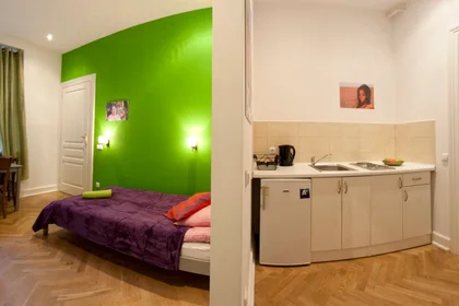 Logement entier à Podwale, Stare Miasto, image 6 de 7