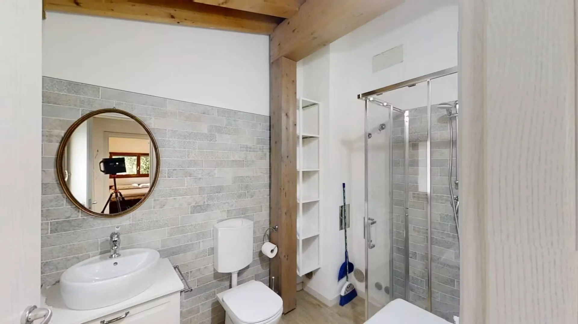 Habitación en apartamento estudiantil en alquiler en , completamente amueblado