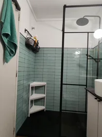 Stanza privata in Rua José Pedro da Silva, Paço de Arcos, immagine 4 di 10