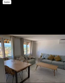 Apartamento inteiro em Carrer de les Amèriques, El Perelló, imagem 2 de 10