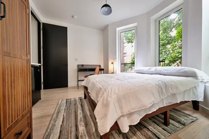 Apartamento inteiro em East 17th Street, Flatbush, imagem 2 de 10