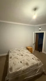 Privatzimmer in der Meadowhouse Road, Corstorphine, bild 1 von 8