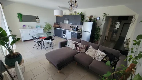 Dairenin tamamı konumu Rue Jean Amado, , 8 10 görüntüsü