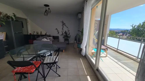 Dairenin tamamı konumu Rue Jean Amado, , 10 10 görüntüsü