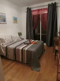 Entire apartment at Estrada Avelino Pinto, Caniço, image 1 of 9