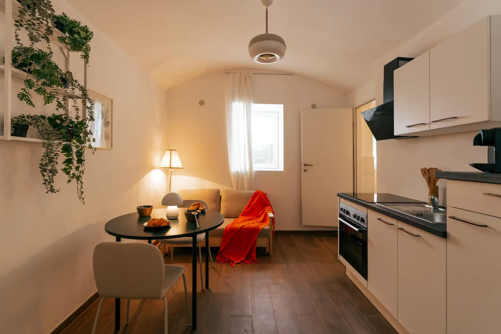 Keplerstraße, Lend