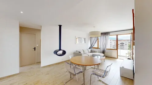 Apartamento inteiro em Rue Aristide Briand, , imagem 1 de 10
