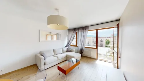 Apartamento inteiro em Rue Aristide Briand, , imagem 6 de 10