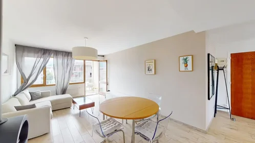 Apartamento inteiro em Rue Aristide Briand, , imagem 8 de 10