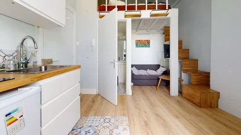 Entire apartment at Place de la Fontaine, Montferrand, image 2 of 10