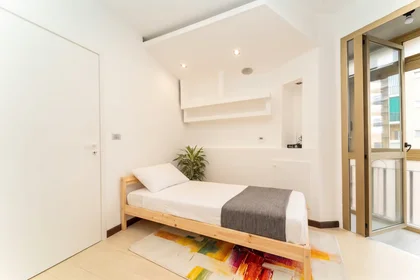 Entire apartment at Via Francesco De Sanctis, Pozzo Strada, image 1 of 10