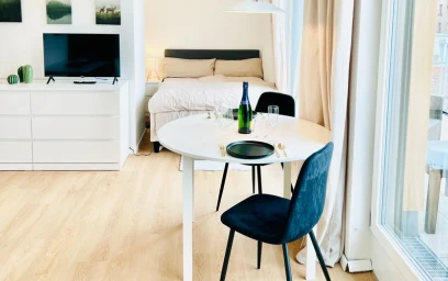 Entire apartment at Maximilianstraße, image 1 of 25
