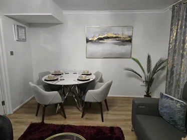 Apartamento inteiro em Victor Approach 5, imagem 16 de 29