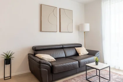 Logement entier à Ulica II. Zasjedanja Zavnoha 11, image 1 de 10