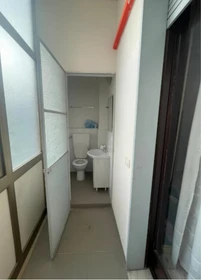 Chambre privée à Via dei Piccioni, image 7 de 11
