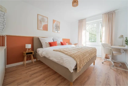 Quarto privado em Markgrafenstraße, imagem 1 de 10